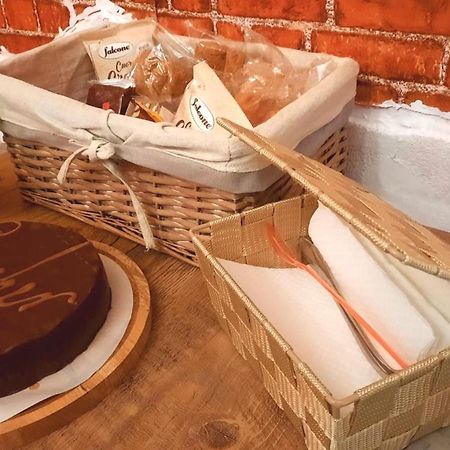 Regina Elena Bed & Breakfast Cinisi Ngoại thất bức ảnh