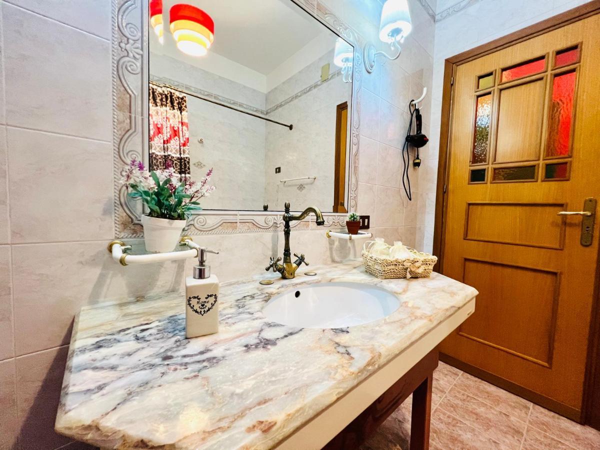 Regina Elena Bed & Breakfast Cinisi Ngoại thất bức ảnh